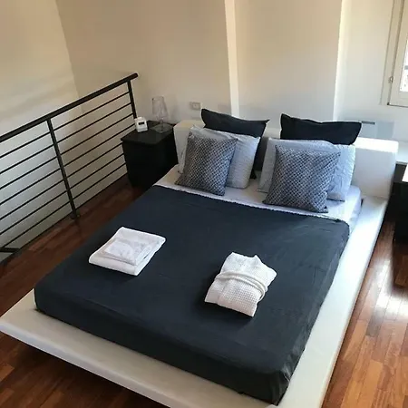 Charme Apartment *